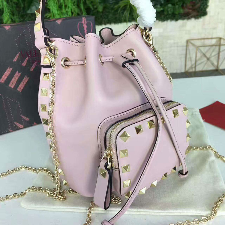 2017 Valentino Noe bag 0680 in Original leather