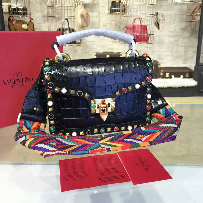 2017 Valentino ROCKSTUD BAG 50010