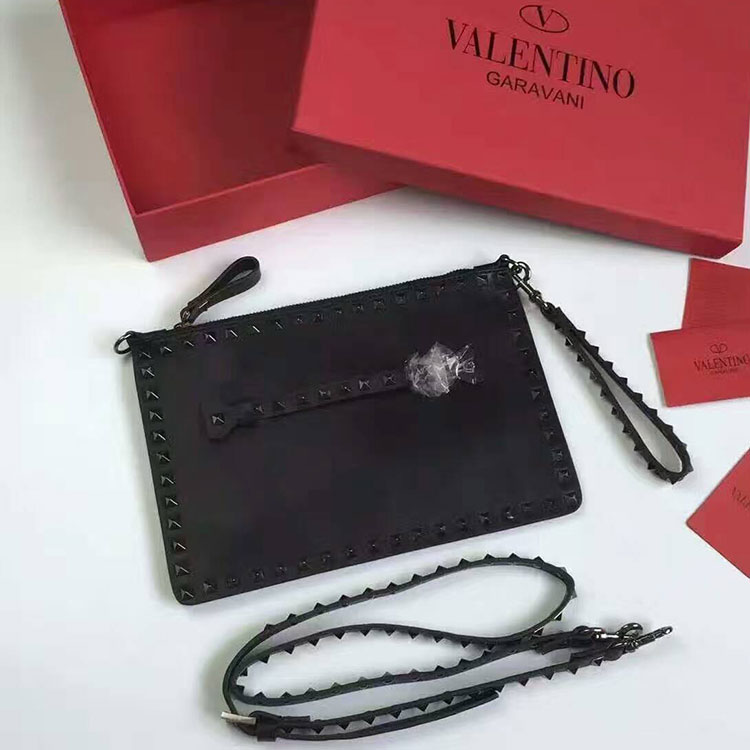 2017 Valentino ROCKSTUD CLUTCH 0119