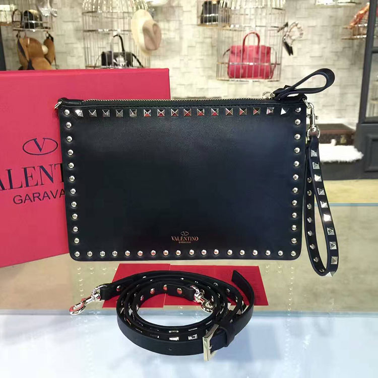 2017 Valentino ROCKSTUD CLUTCH 0119