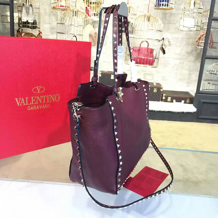 2017 Valentino ROCKSTUD NOIR MEDIUM TOTE 0973