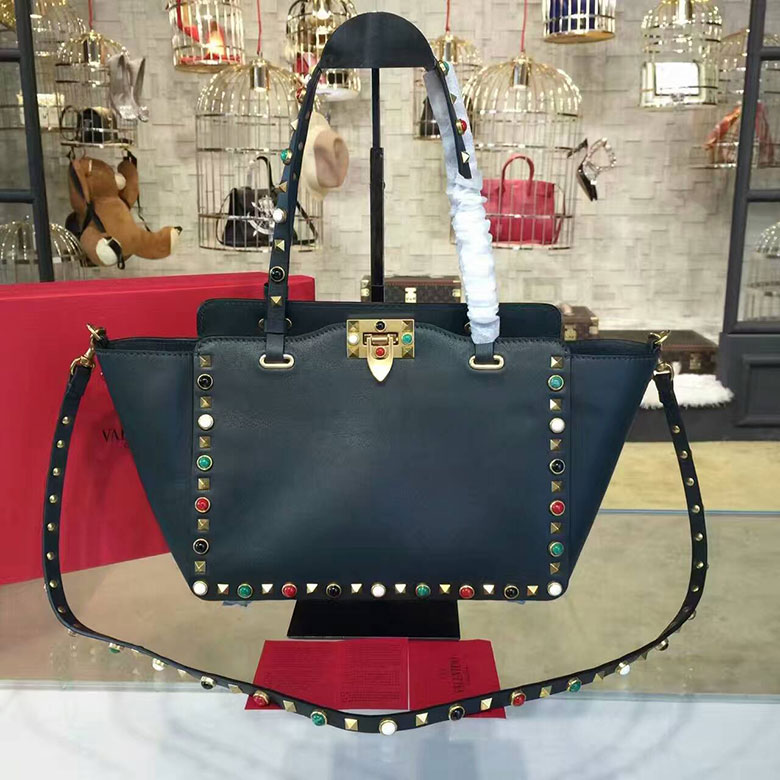 2017 Valentino ROCKSTUD ROLLING SMALL TOTE 0972