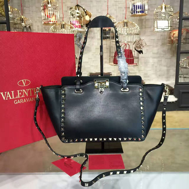 2017 Valentino ROCKSTUD ROLLING SMALL TOTE 0972