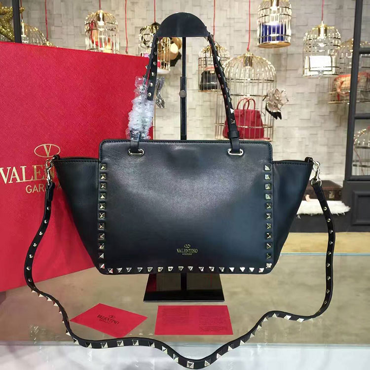 2017 Valentino ROCKSTUD ROLLING SMALL TOTE 0972