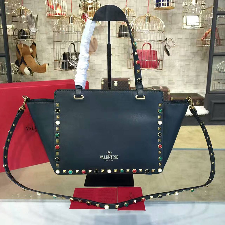 2017 Valentino ROCKSTUD ROLLING SMALL TOTE 0972