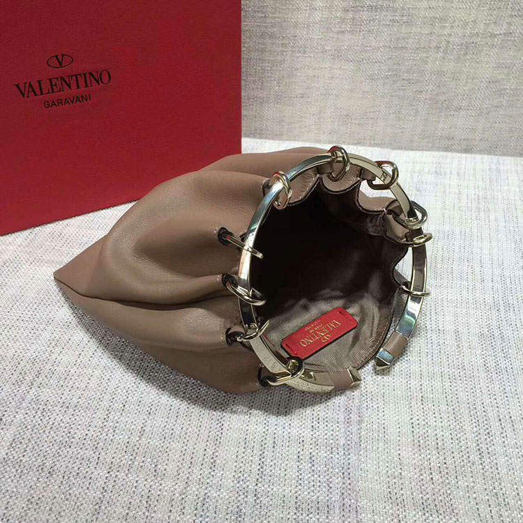 2017 Valentino Ring clutch in calfskin V2072