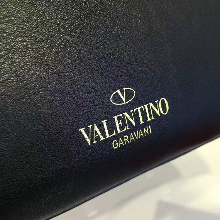 2017 Valentino SINGLE HANDLE BAG 108