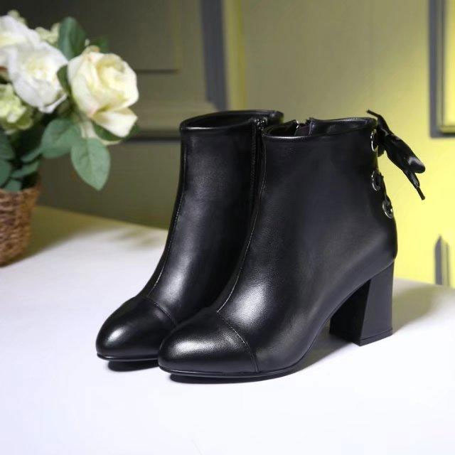 2017 Valentino women Boot in Calfskin leather 7cm heel