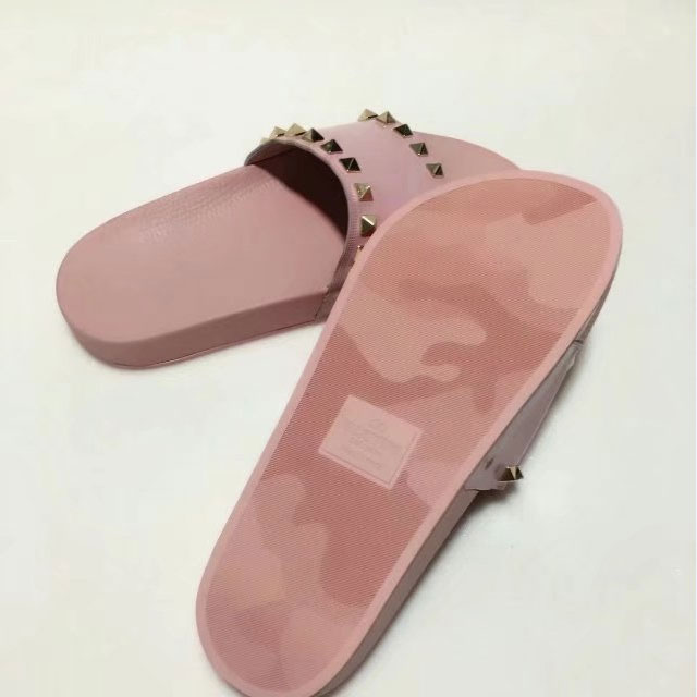 2017 Valentino women Slippers with rivet