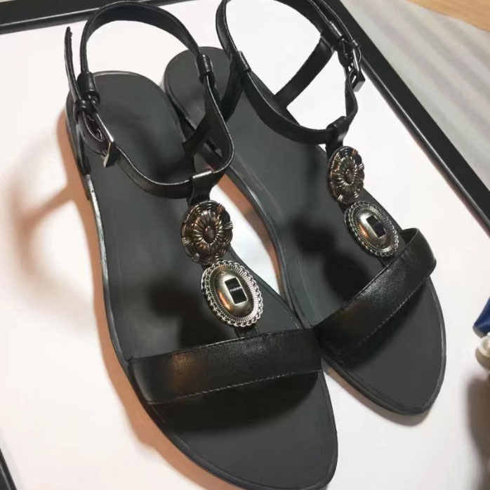 2017 Yves Saint Laurent(YSL) Sandals Calfskin leather