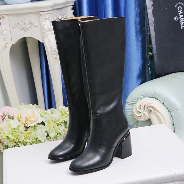 2017 chanle women Boot in Calfskin leather