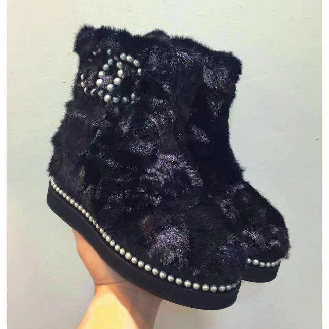 2017 chanle women Boot in Mink hair