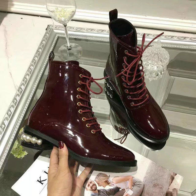 2017 chanle women Boot in Patent leather