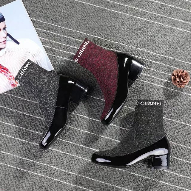 2017 chanle women Boot in Patent leather with sock