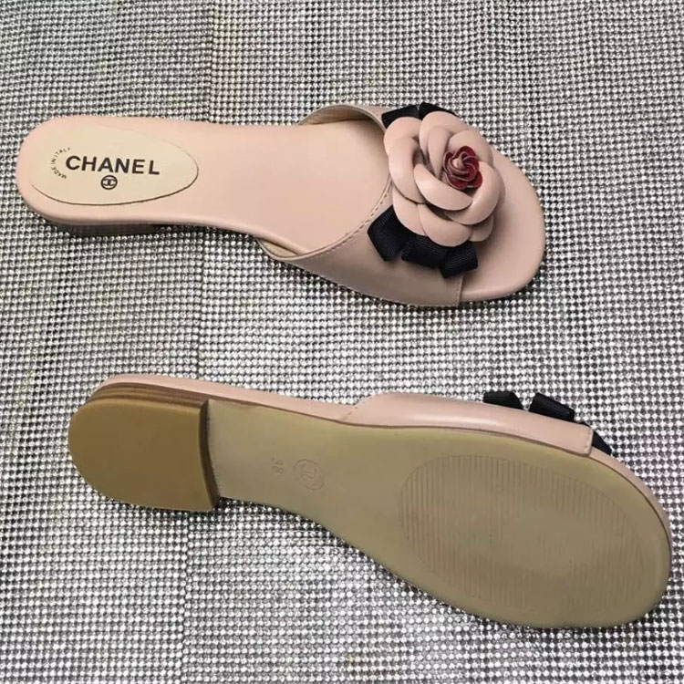 2017 chanle women Slippers in sheepskin leather