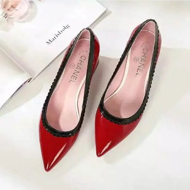 2017 chanle women shoes in Patent leather