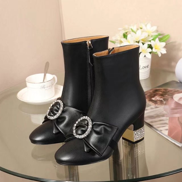 2017 gucci women Boots in Calfskin leather