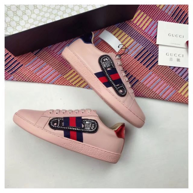 2017 gucci women Casual shoes in Calfskin leather