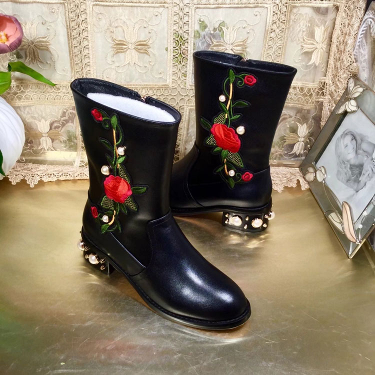 2017 gucci women Short Boots in Calfskin leather