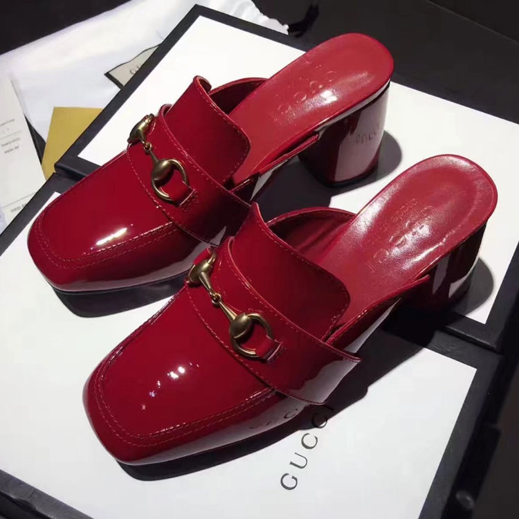 2017 gucci women Slippers in Patent leather