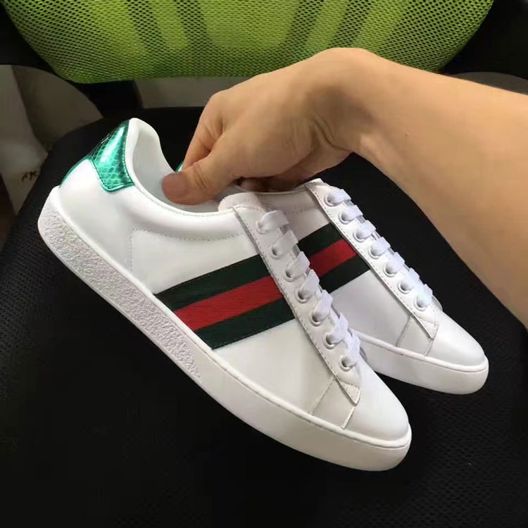 2017 gucci women Sneakers shoes in Calfskin leather