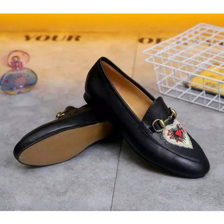 2017 gucci women shoes in Calfskin Leather