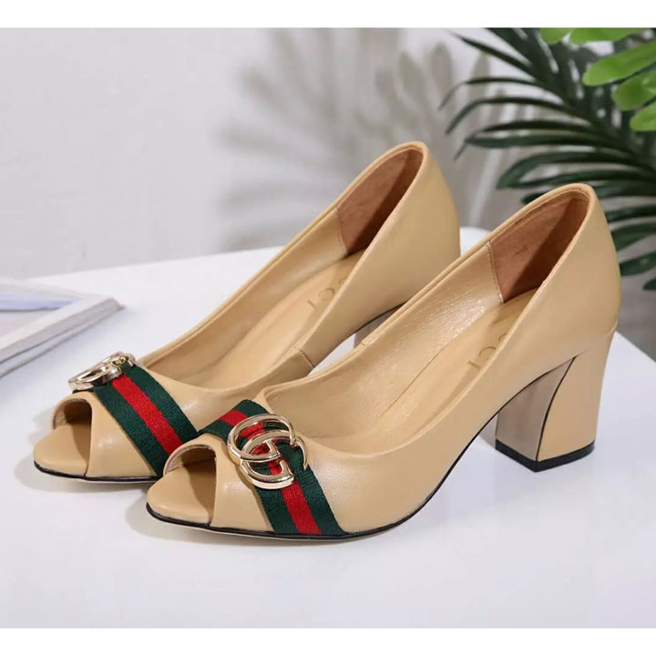 2017 gucci women shoes in Calfskin leather