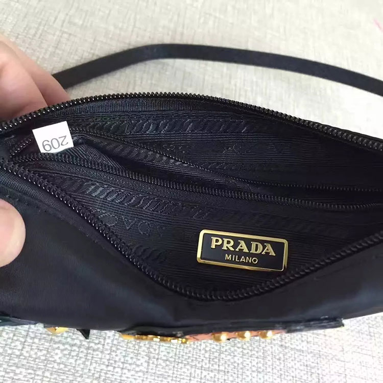 2017 prada Mini shoulder bag 1BH010