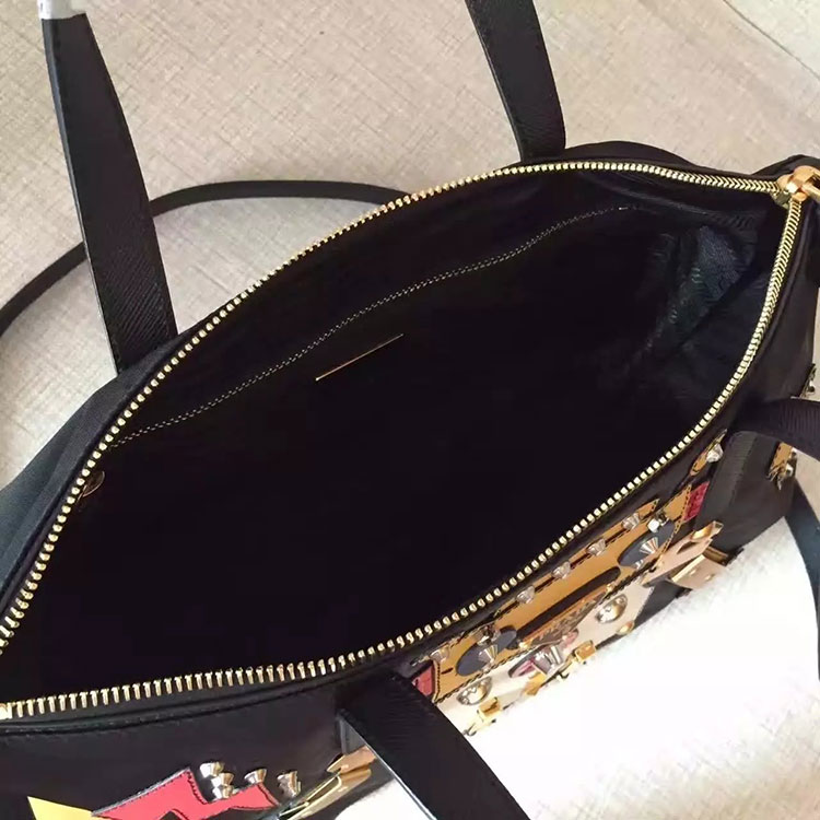 2017 prada Tote 1BG061