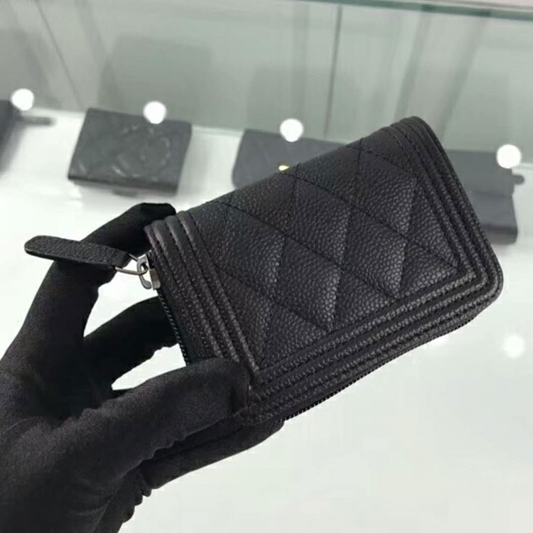 2018 BOY CHANEL Coin Purse