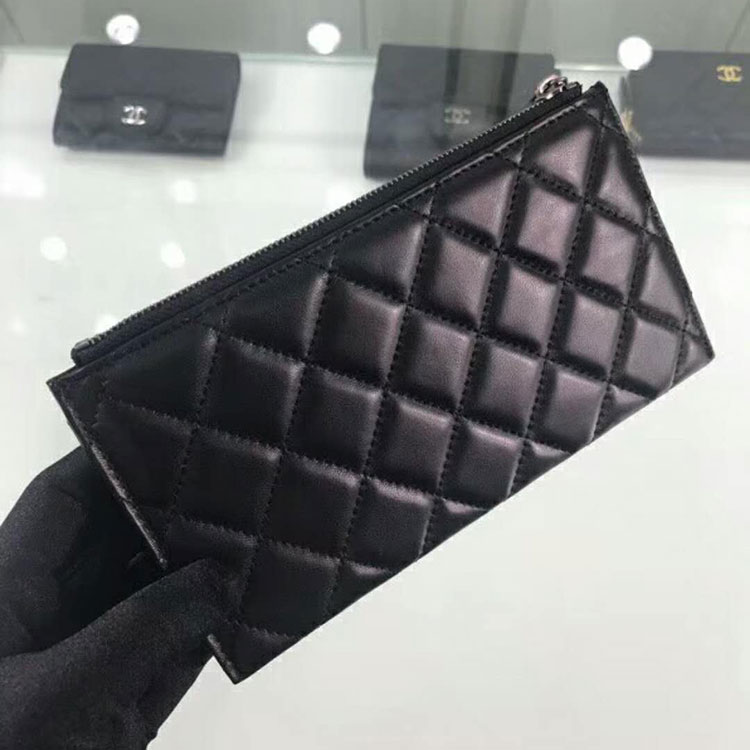 2018 BOY CHANEL Pouch