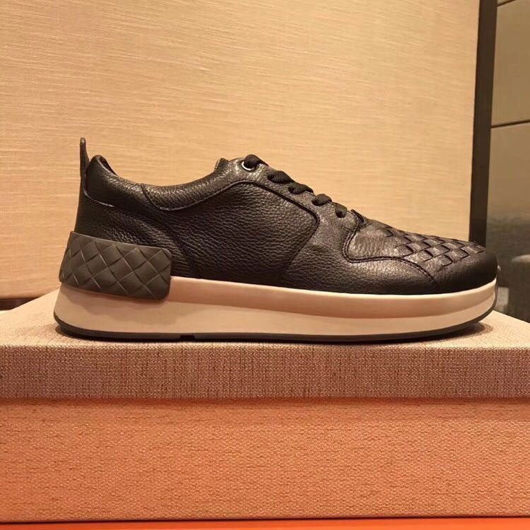 2018 Bottega Veneta men Sneakers shoes in Calfskin leather