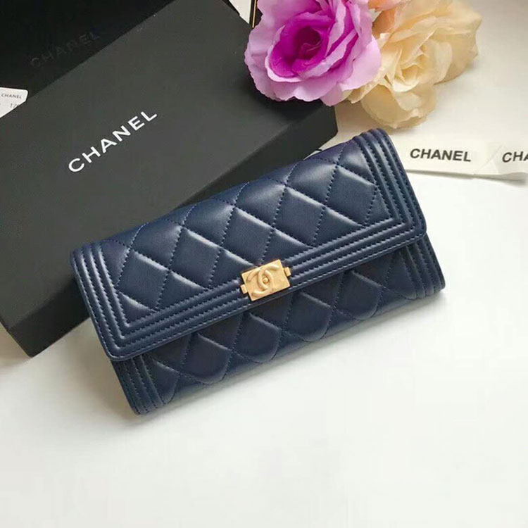 2018 Boy Chanel Embroidery Bi-Fold Wallet Original Caviar Leather