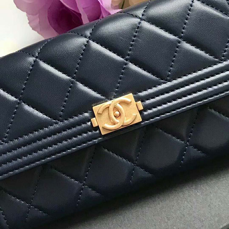 2018 Boy Chanel Embroidery Bi-Fold Wallet Original Caviar Leather