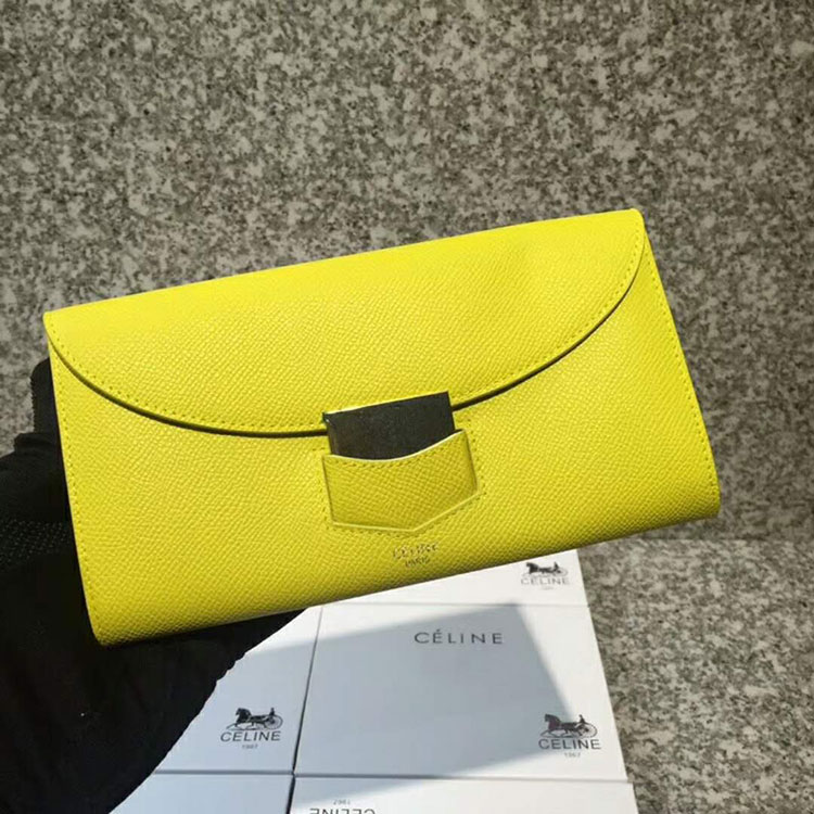 2018 CELINE TROTTEUR LARGE FLAP MULTIFUNCTION IN GRAINED CALFSKIN