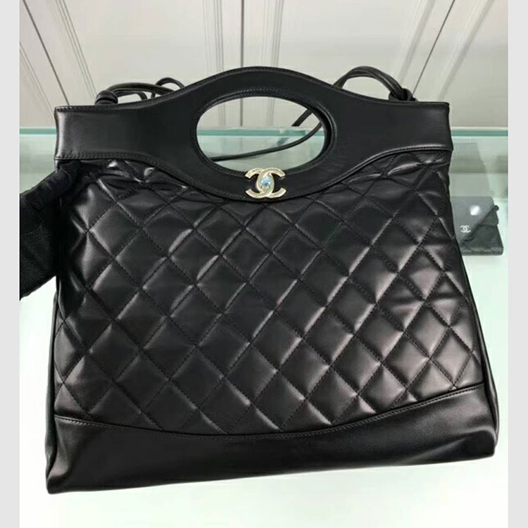 2018 CHANEL 31 Large Shopping Bag