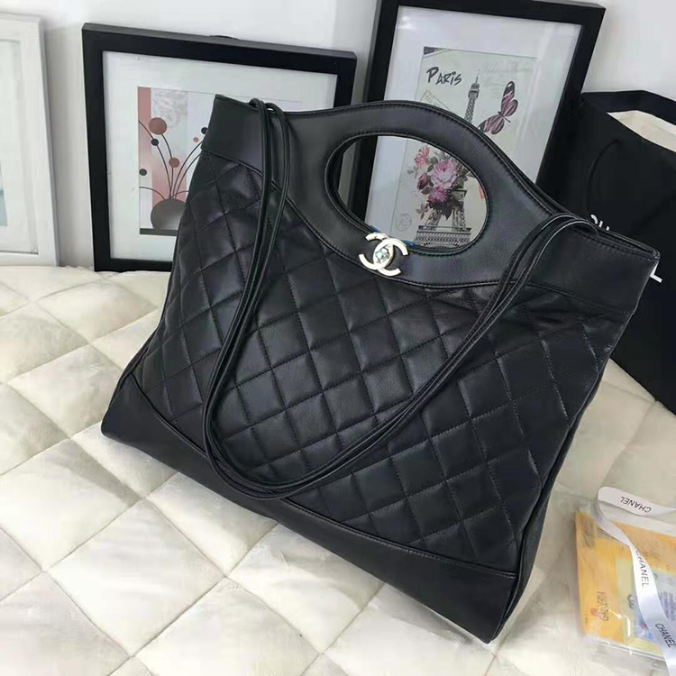 2019 CHANEL 31 Large Shopping Bag