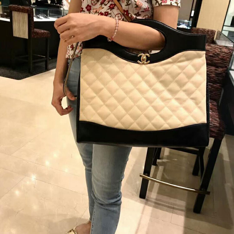 2018 CHANEL 31 Large Shopping Bag