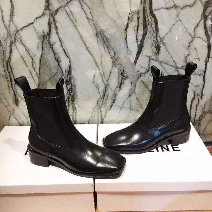 2018 Celine women boots in Calfskin