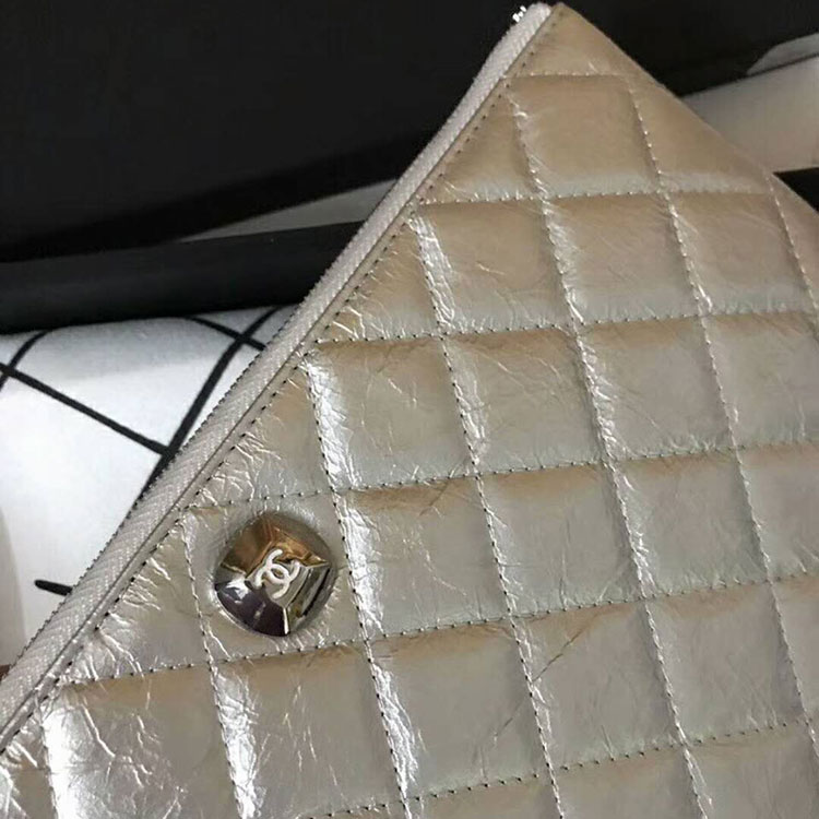 2018 Chanel Banquet Clutch Pleated Crumpled Calfskin