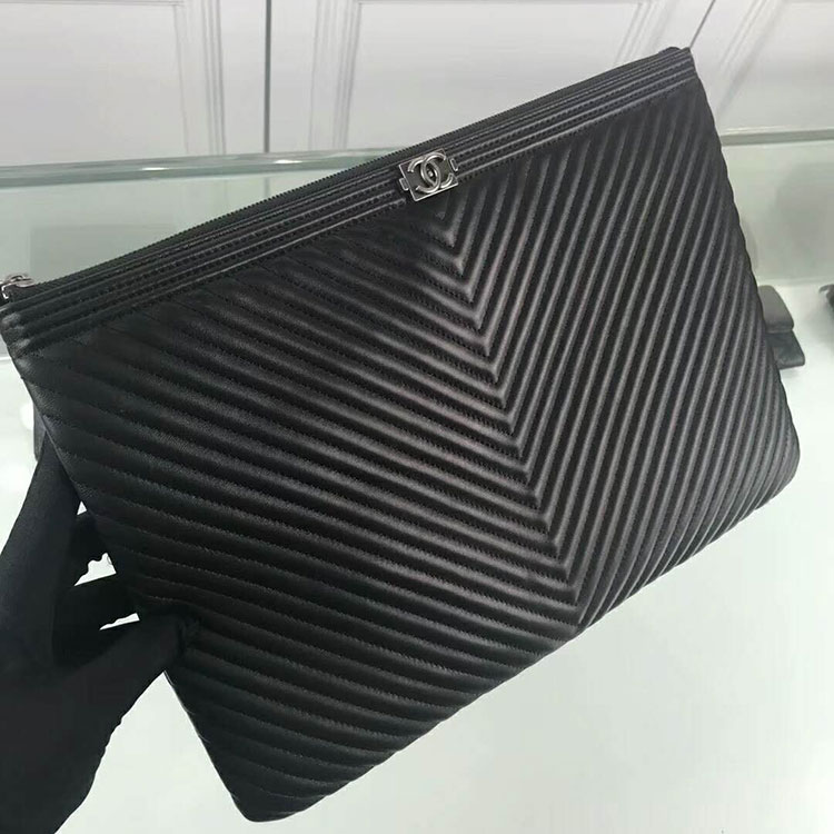 2018 Chanel Boy Pouch