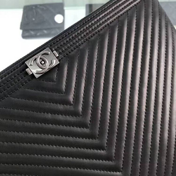 2018 Chanel Boy Pouch