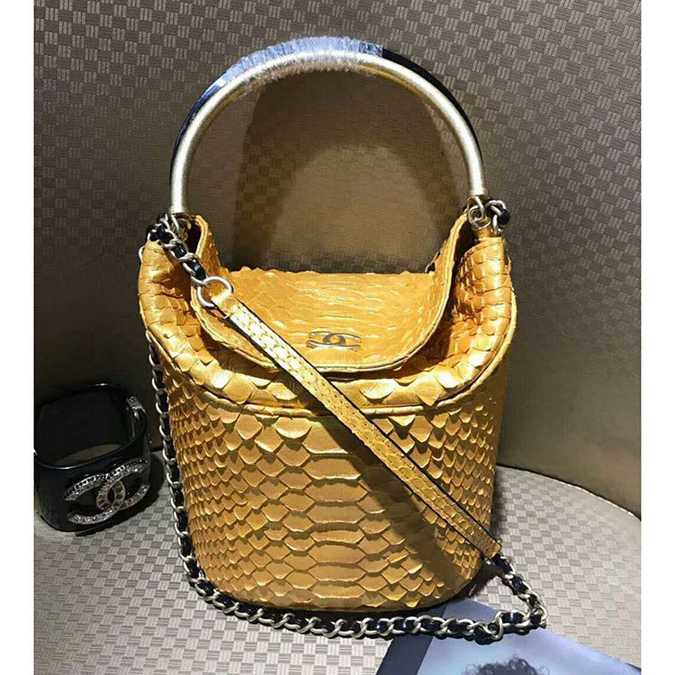 2018 Chanel Bucket bag