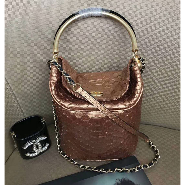 2018 Chanel Bucket bag