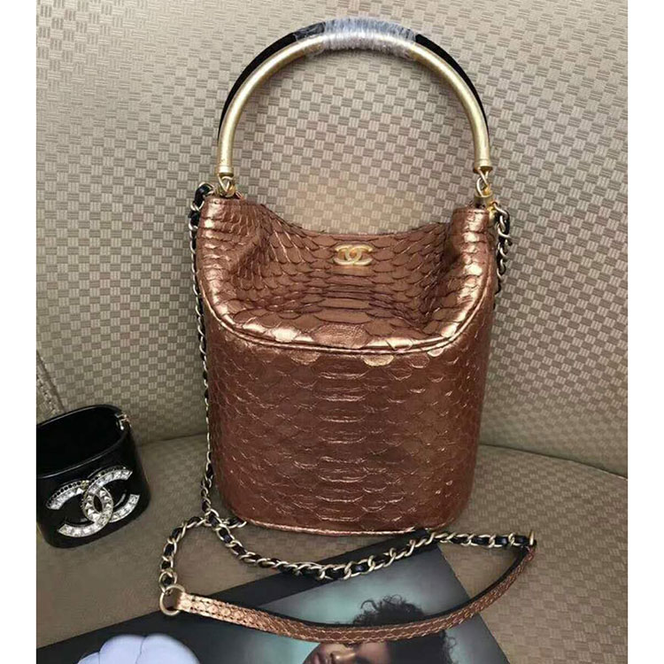 2018 Chanel Bucket bag