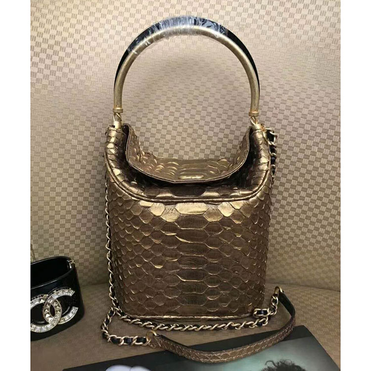 2018 Chanel Bucket bag