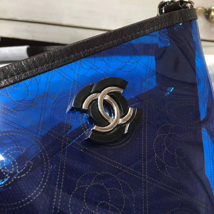 2018 Chanel Bucket bag