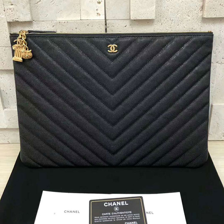 2018 Chanel Case Original Grained lambskin