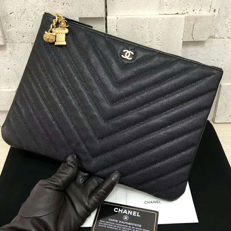 2018 Chanel Case Original Grained lambskin