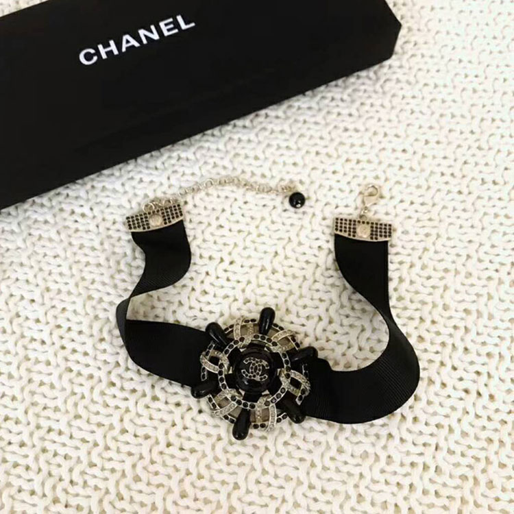 2018 Chanel Choker